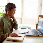 Importància de la formació i informació per als familiars de persones dependents.